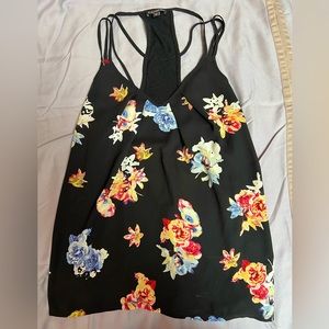 Express —Women’s black and floral tank top Blouse top XS!